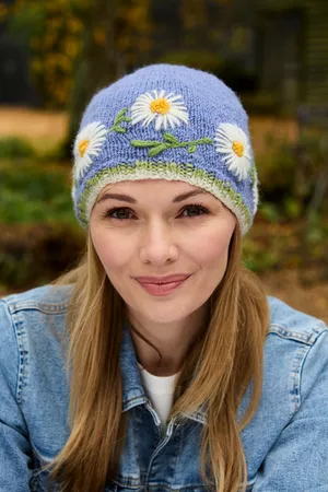 Daisy Chain Cardigan Women's knitted wool cardigan for all seasons